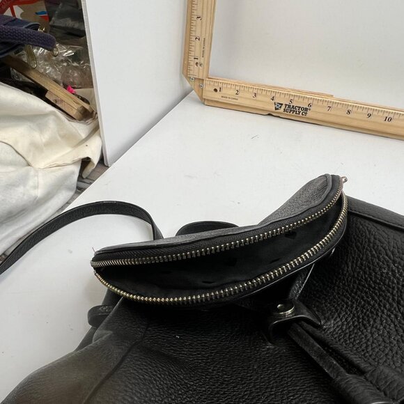 Kate Spade New York Women's Black Pebbled Leather Backpack Purse Bag - Picture 8 of 10